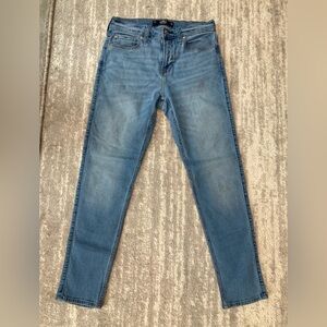 Hollister Men’s Skinny Jeans in Blue